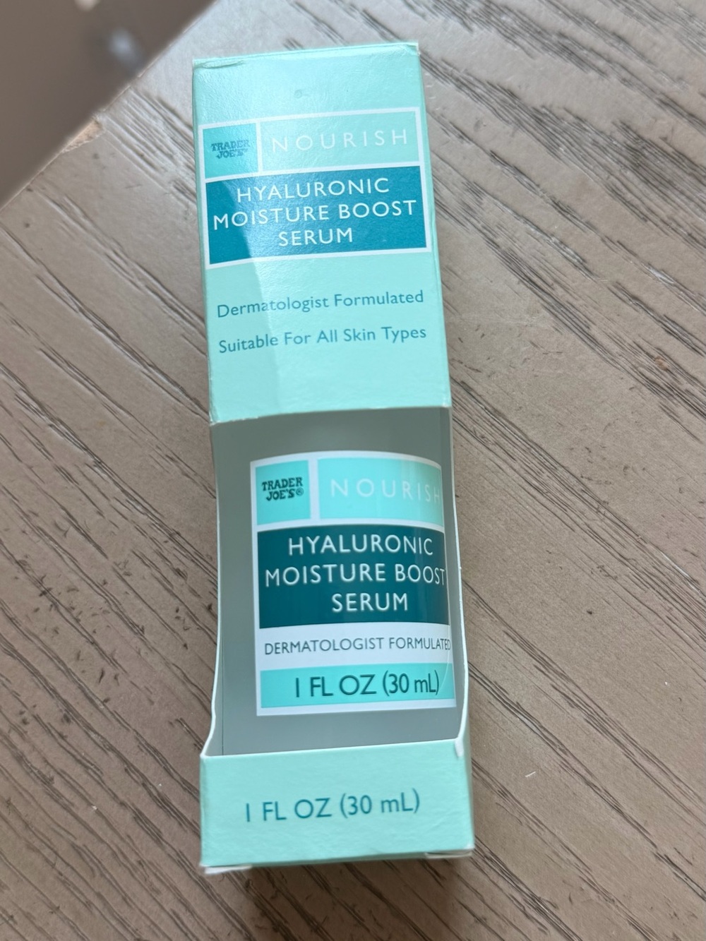 Nourish Hyaluronic Moisture Boost Serum — Mint Green Bottle